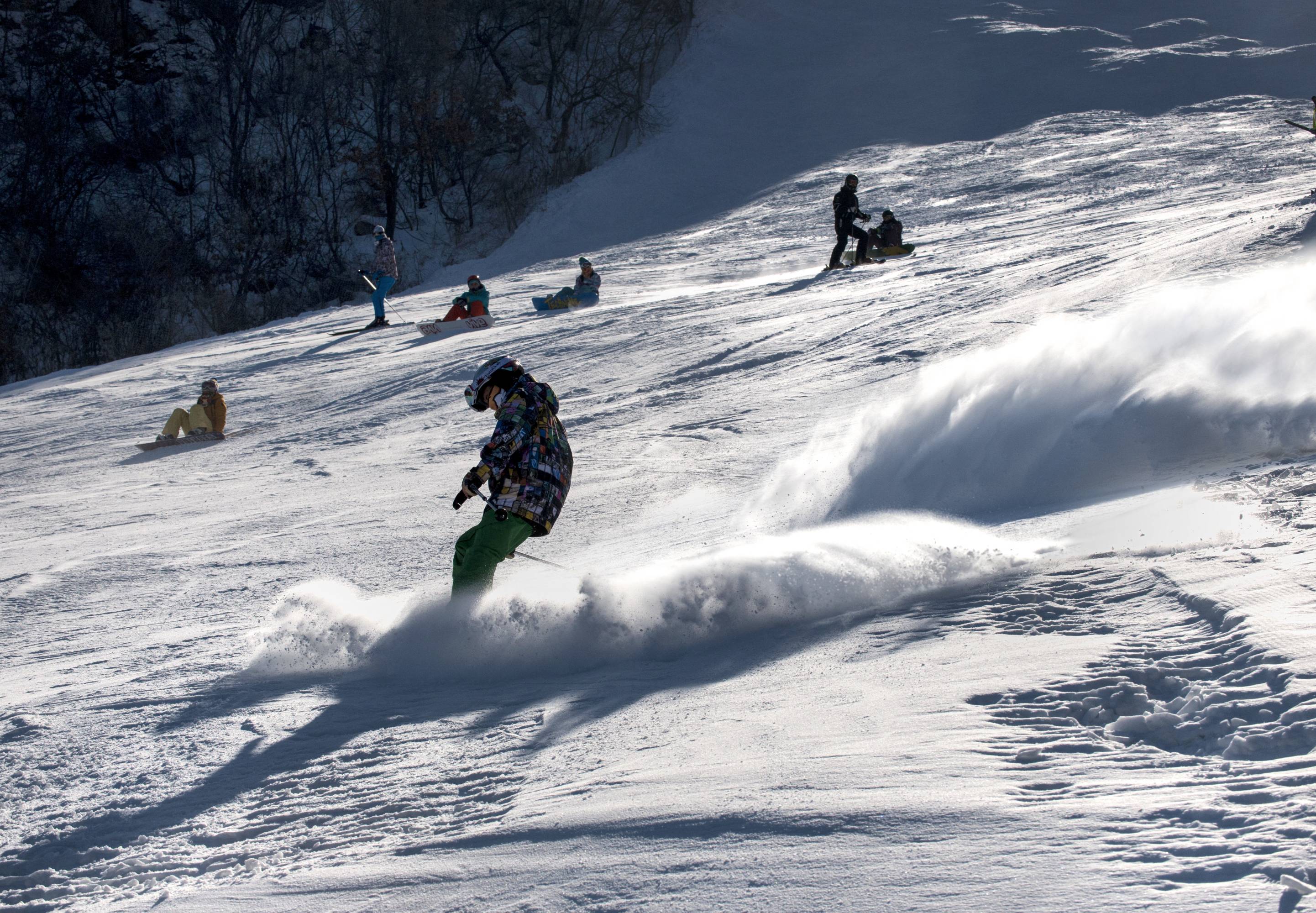 弓长岭温泉滑雪场